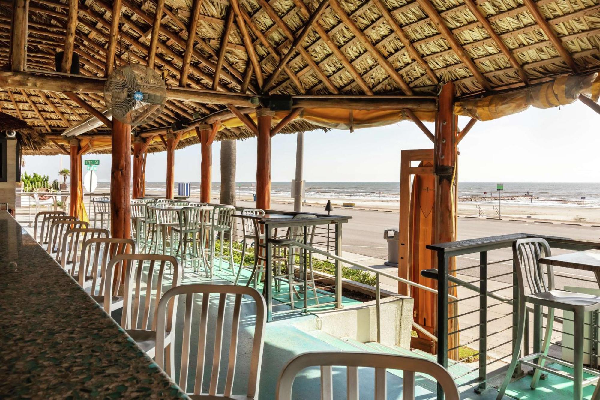 Doubletree By Hilton Galveston Beach Εξωτερικό φωτογραφία