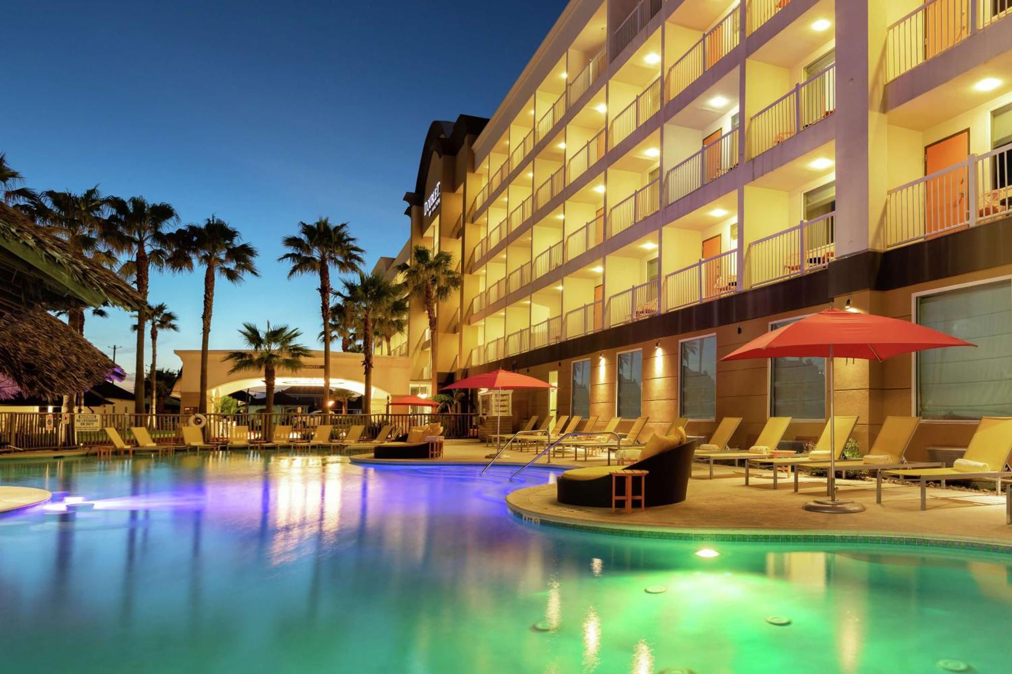 Doubletree By Hilton Galveston Beach Εξωτερικό φωτογραφία